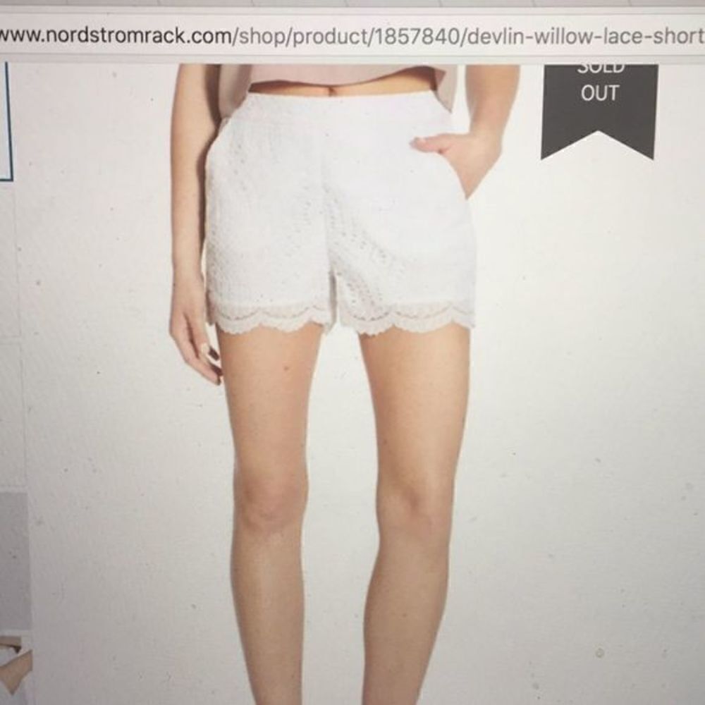 𝅺Willow lace shorts, new size 12